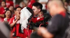 中超焦点战1-1平局！争冠悬念再起，老牌劲旅困境重重